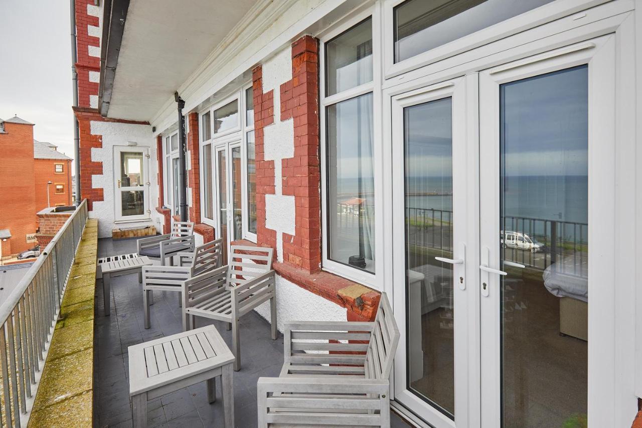 Host & Stay - 4 Metropole Towers Whitby Exteriör bild